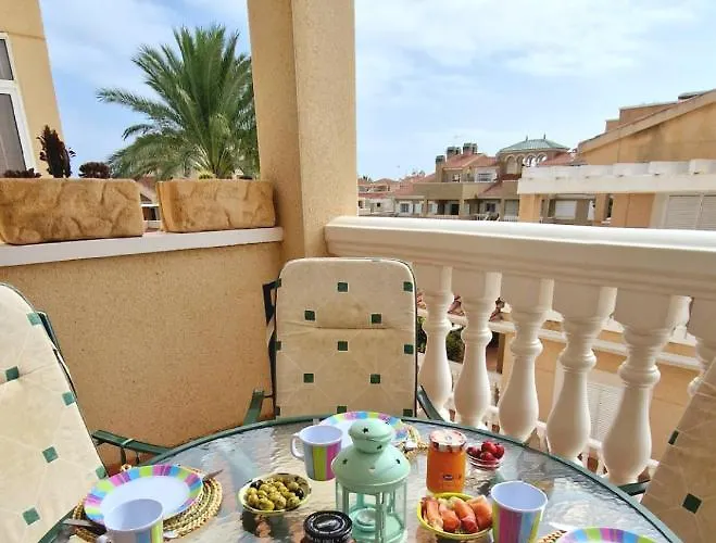 Casa Ana & Peter / Zeniamar